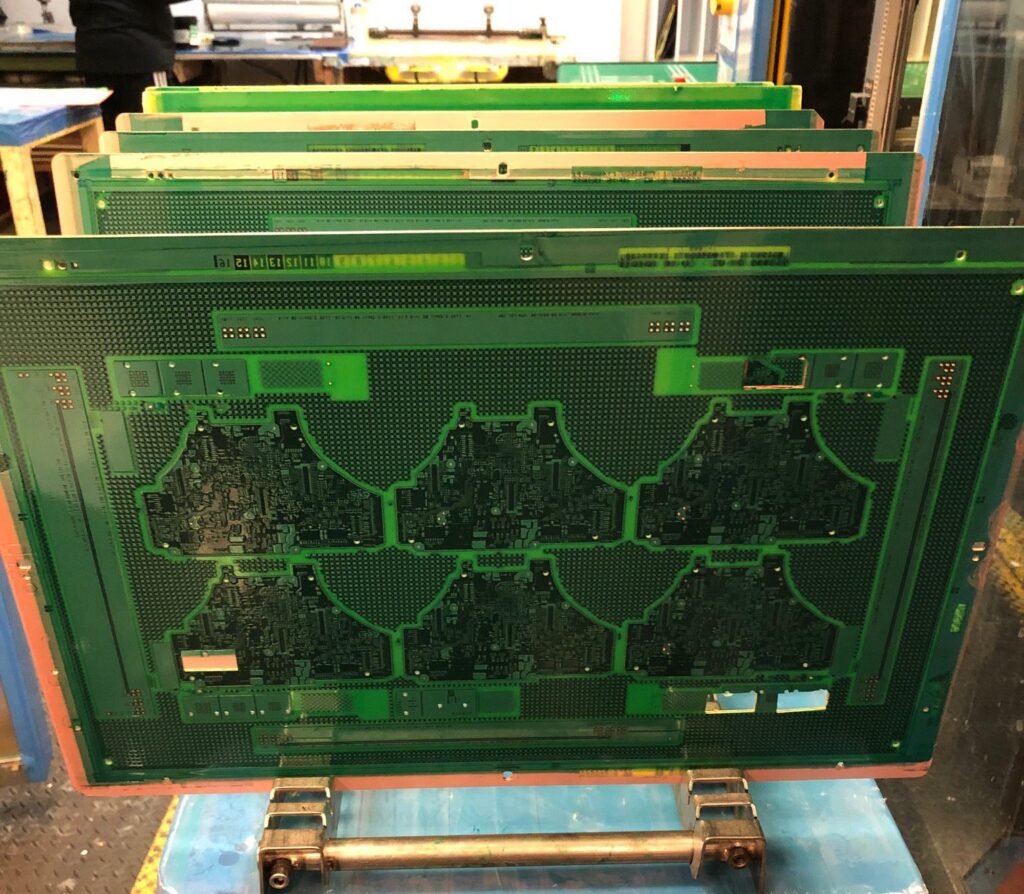 2 layer pcb in green solder mask 2